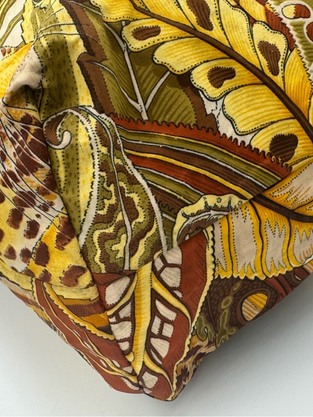 Salvatore Ferragamo Jungle Print / Leopard Print Travel Bag - Picture 10 of 15